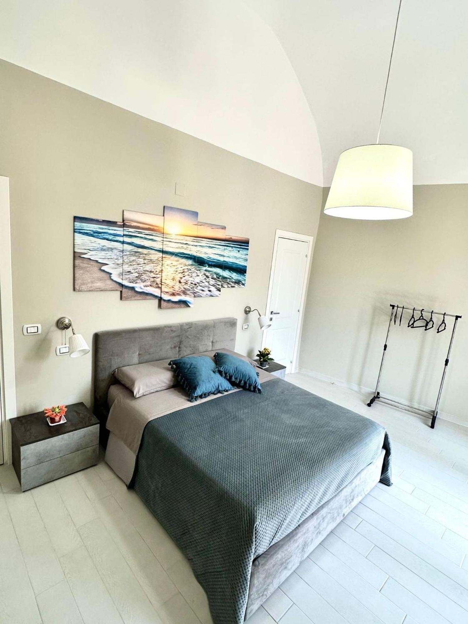 B&B La Reggia Del Sol ตรานิ ภายนอก รูปภาพ