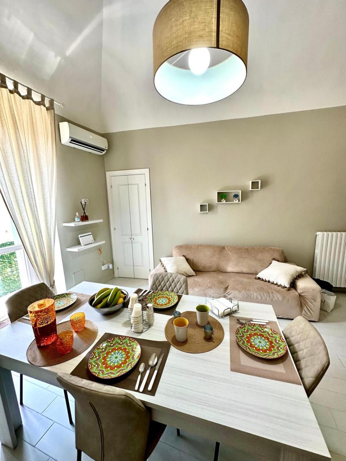 B&B La Reggia Del Sol ตรานิ ภายนอก รูปภาพ
